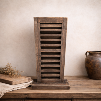 louvreluik, houten luik, landelijk interieur, industrieel wonen, stoer decoratie, sobere stijl, brocante woonaccessoires, houten shutters, decoratief luik, landelijke woonstijl, xl louvreluik, interieurdecoratie hout